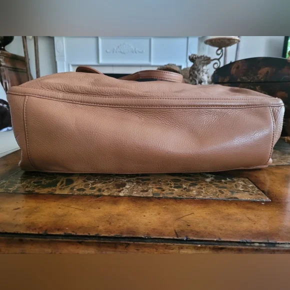 Tory Burch Tan Leather Tote Bag - Picture 5 of 9